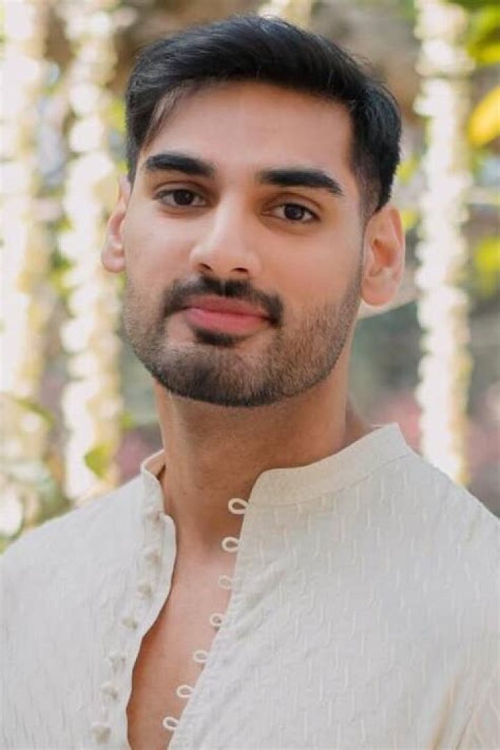 ahan shetty wiki
