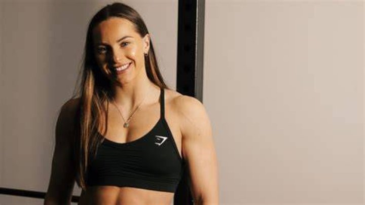 Aimee Carrero Workout Routine