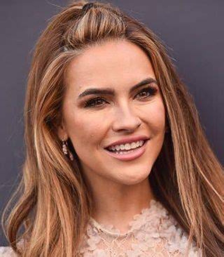 Chrishell Stause Body Measurement Stats