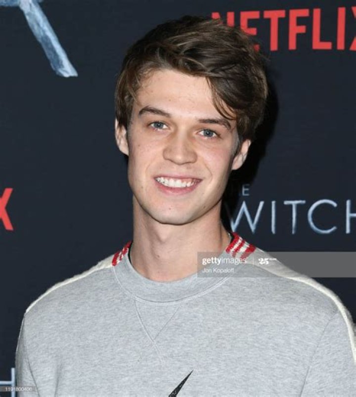 Colin Ford Net Worth