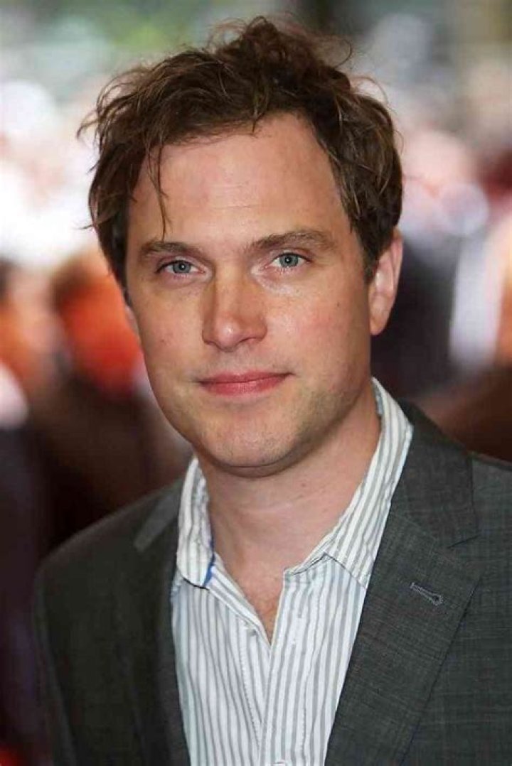 Daniel Lapaine Net Worth