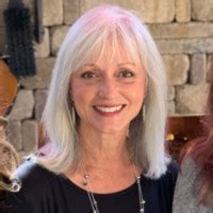 Jeanne Moore LinkedIn