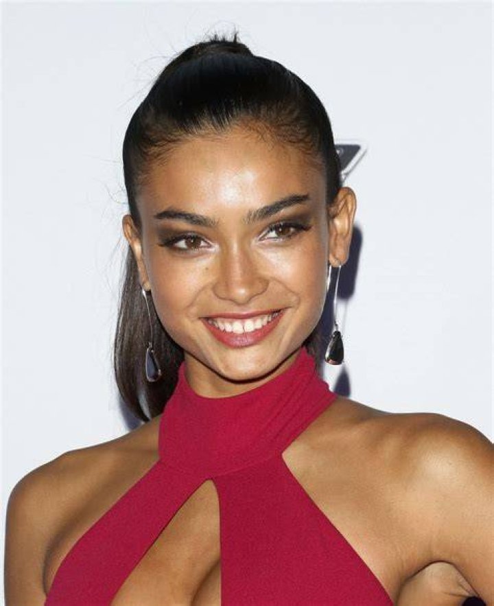 Kelly Gale Height Weight Stats