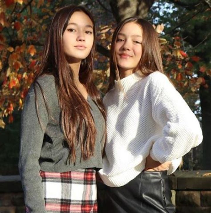 Lily Chee Sister Mabel Chee celebzbiography.com