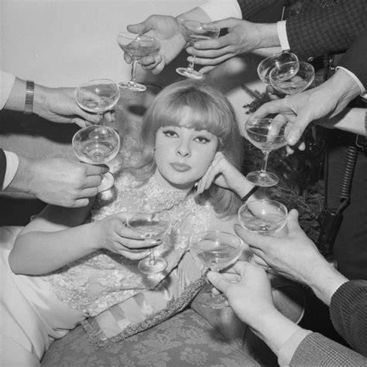 Mandy Rice-Davies Mandy Rice-Davies