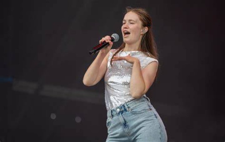 Sigrid Songstress