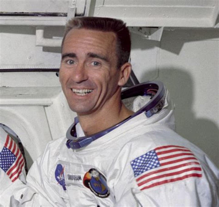 Walter Cunningham Walter Cunningham